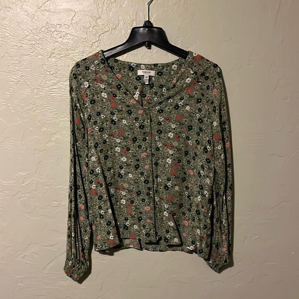 b.young Floral Top